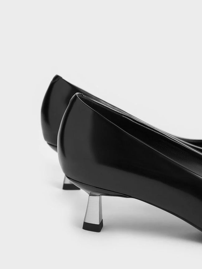 CHARLES & KEITH_Patent Pointed-Toe Kitten-Heel Pumps _Black Box