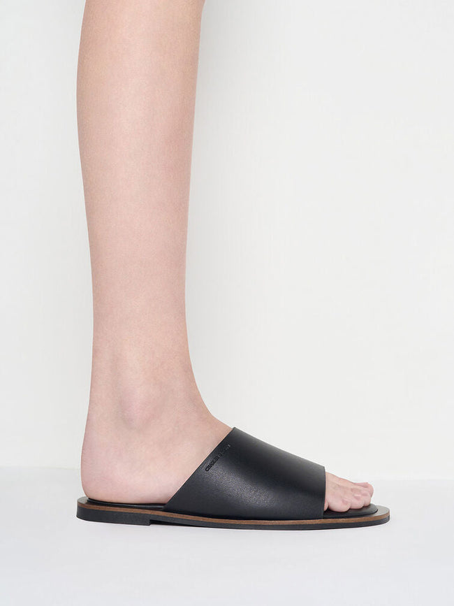 CHARLES & KEITH Wide-Strap Slide Sandals_Black