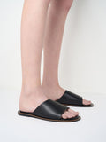 CHARLES & KEITH Wide-Strap Slide Sandals_Black
