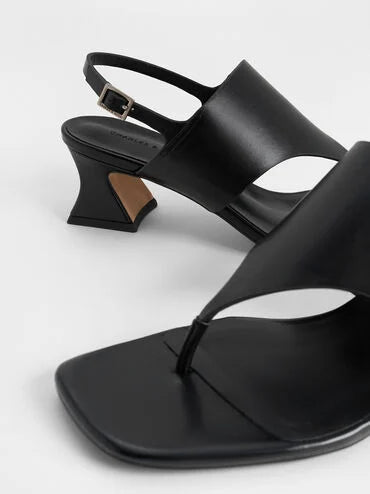 CHARLES & KEITH Wide-Strap Heeled Thong Sandals_Black