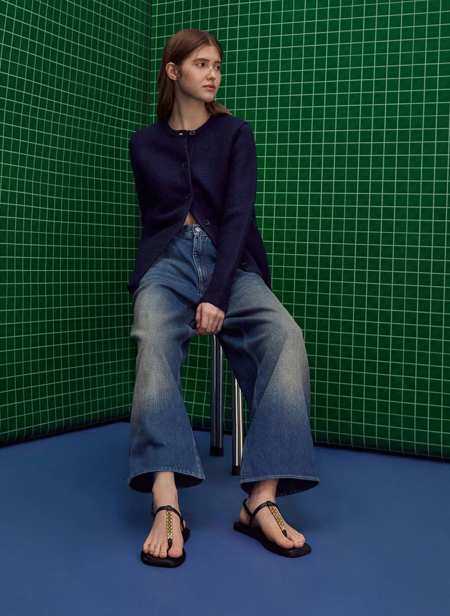 CHARLES & KEITH Chain-Link Thong Sandals_Black