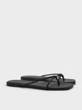 Metallic-Charm Strappy Thong Sandals_Black