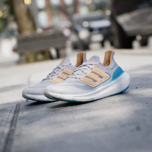 ADIDAS MEN ULTRABOOST LIGHT SHOES