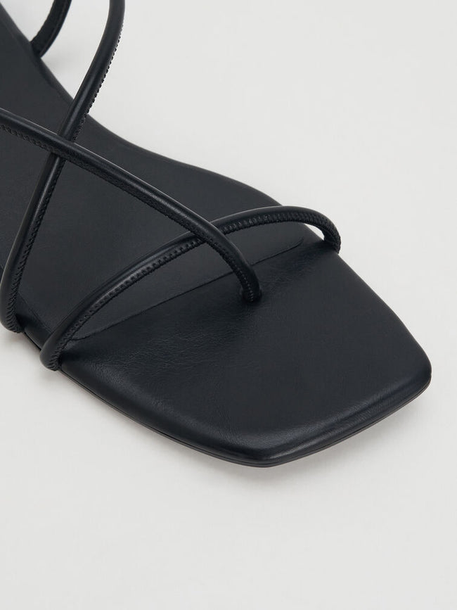 Strappy Crossover Slingback Sandals_Black