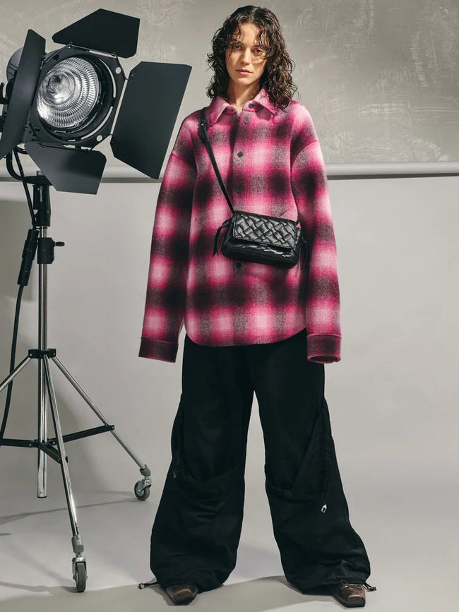 Ivette Woven Shoulder Bag_Noir