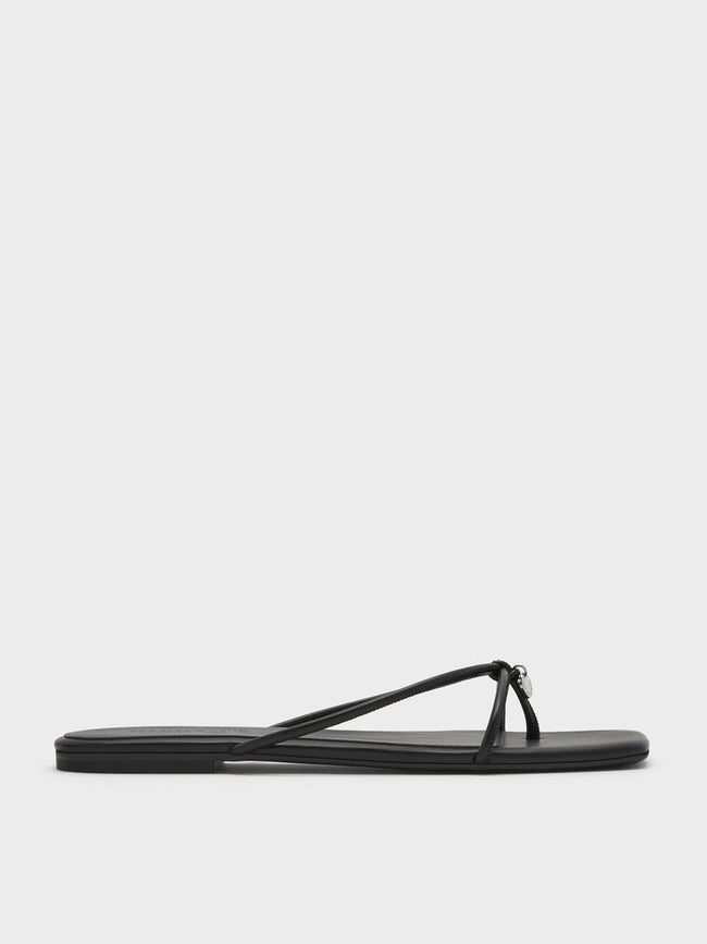 Metallic-Charm Strappy Thong Sandals_Black