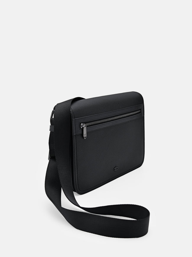 PEDRO Messenger Bag- Black