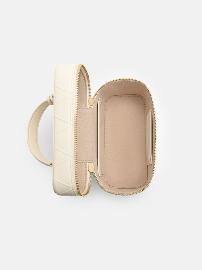 Ari Boxy Shoulder Bag- Chalk