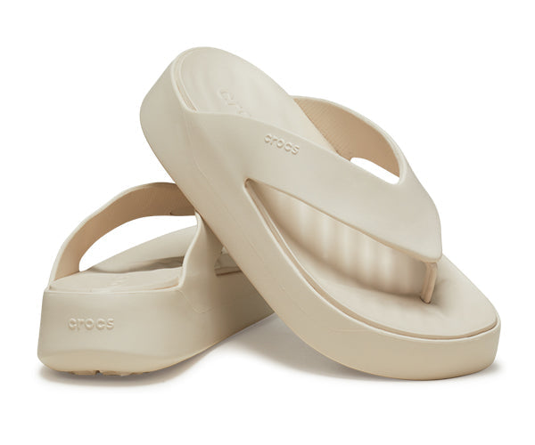 WOMEN CROCS GETAWAY PLATFORM FLIP
