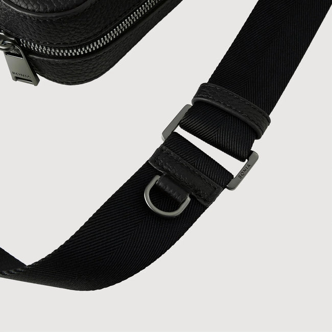 Giogio Crossbody Bag 866142-002D-08 (Black)