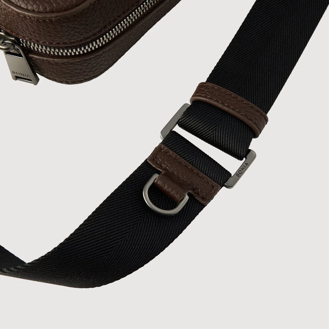 Giogio Crossbody Bag 866142-002D-15 (Dark Brown)