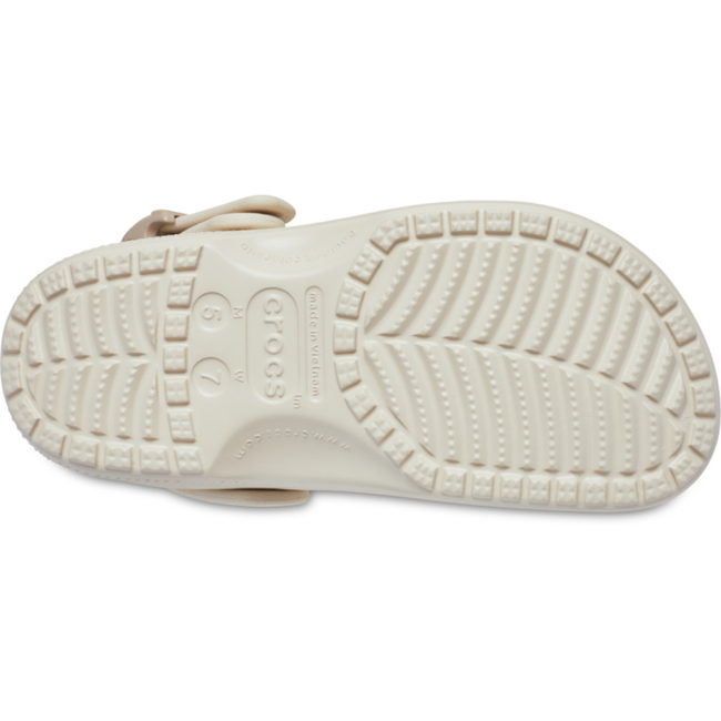 UNISEX CLASSIC ENAMEL BUCKLE CLOG