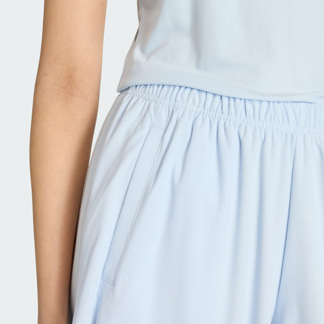 Adidas Shorts Women ESS SHORTS KE1104