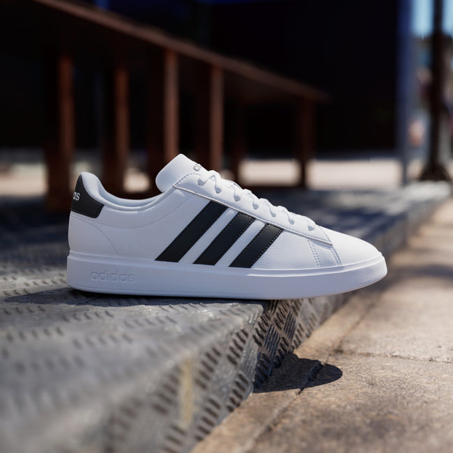 ADIDAS MEN GRAND COURT 2.0 SHOES