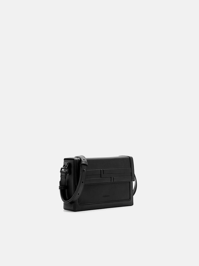 PEDRO Alto Boxy Sling Bag-Black