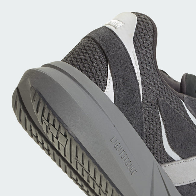Adidas Men LIGHTBLAZE Shoes JQ9972